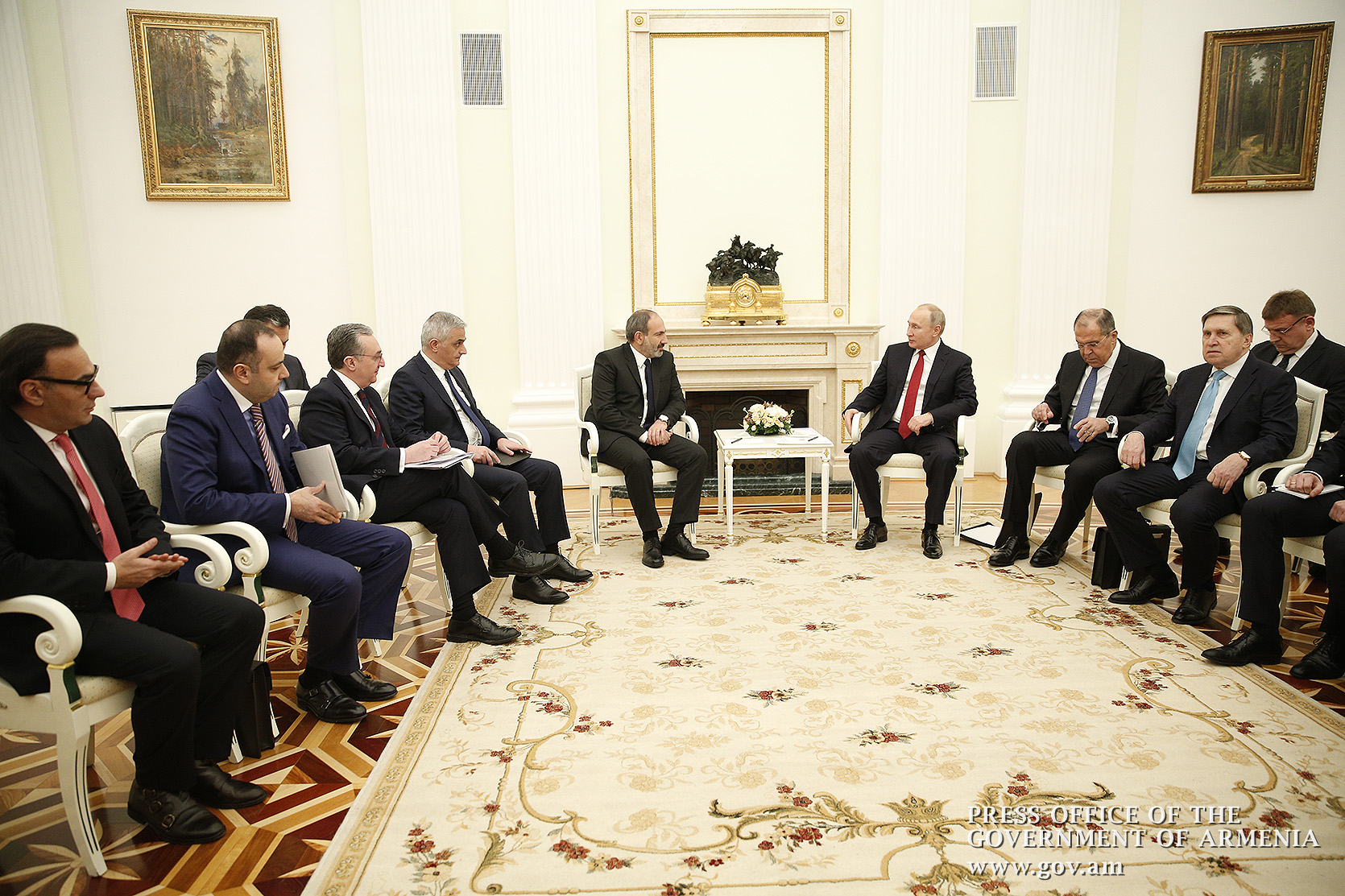 Paşinyan Putin görüşmesinde Karabağ gündeme gelmedi
